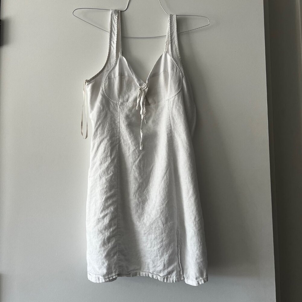 Cute casual white dress (Bachelorette - Forever 21)